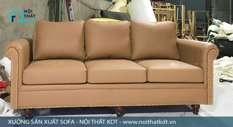 Sofa văng tân cổ điển tại xưởng