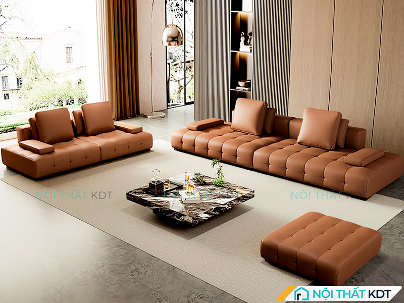 Sofa da nâu kết hợp nội thất gỗ tạo nên không gian hài hòa