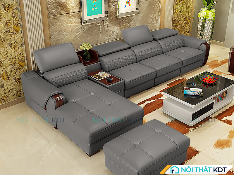 Với tông xám trầm, sofa màu xám S223 mang đến vẻ hiện đại và sang trọng cho phòng khách