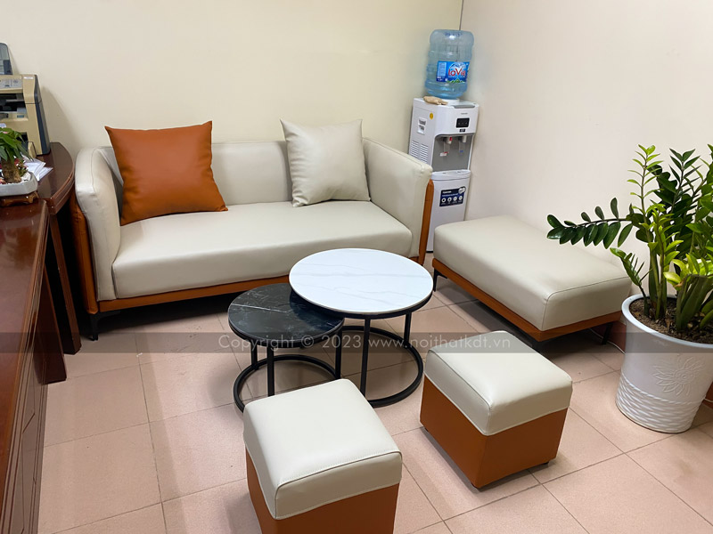 Ảnh thực tế sofa văng da S116 tại nhà khách hàng của Nội thất KDT