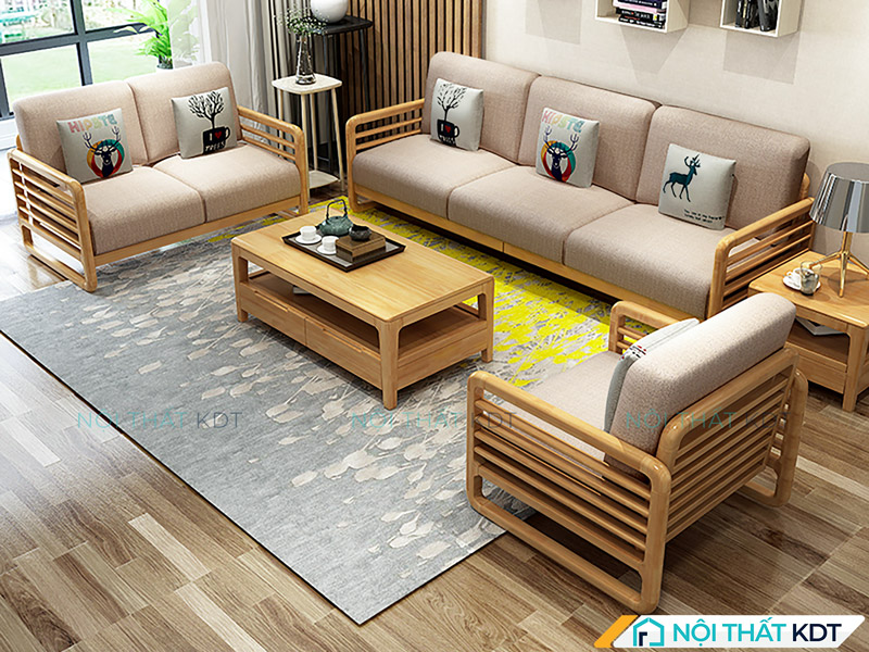 Bộ sofa chữ U bọc nệm be trang nhã đặt trong phòng khách hiện đại