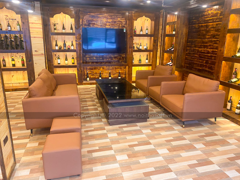 Sofa văng 3 chỗ kê đối xưng sofa đơn kết hợp cùng đôn nhỏ (Ảnh feedback của khách hàng Nội thất KDT)