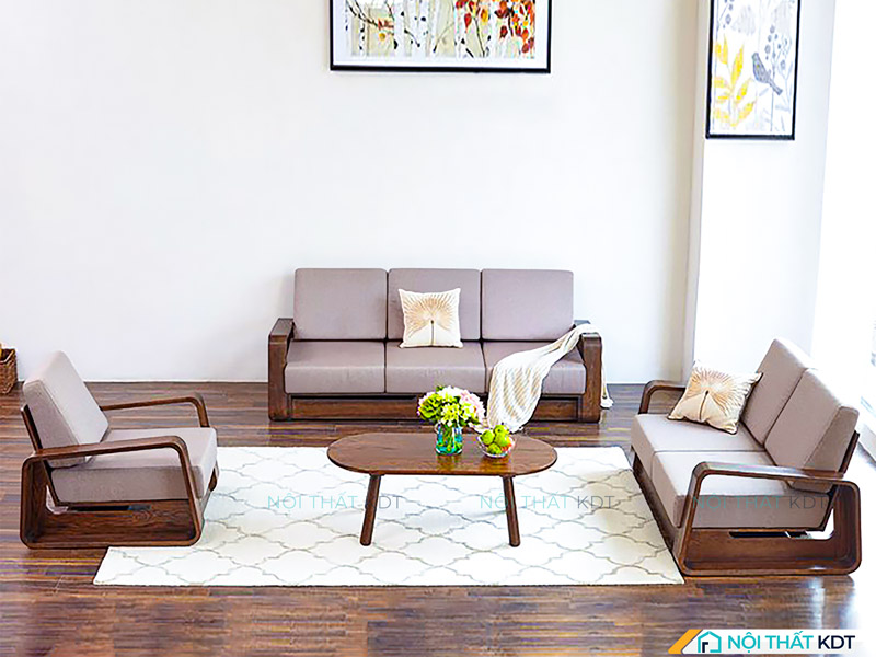 Với chiều dài 2m, sofa gỗ S174 mang đến không gian ngồi thoải mái cho cả gia đình trong phòng khách