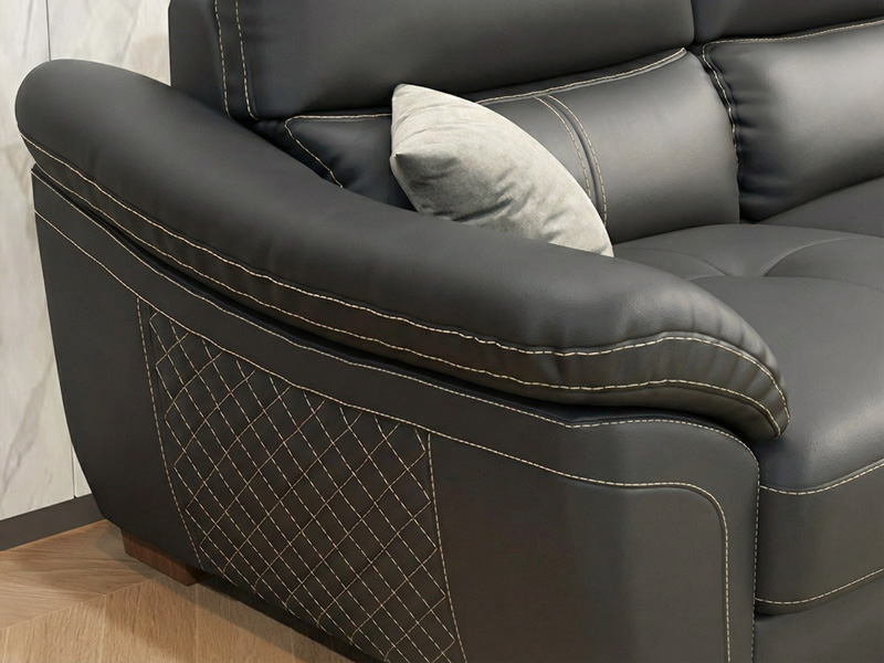 Sofa da sang trong em ai S225 tay vin