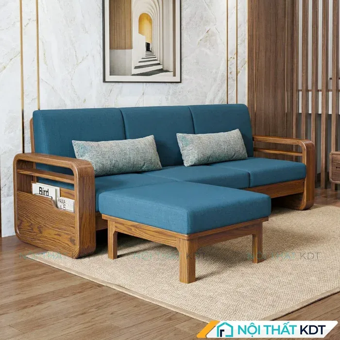 Trong gỗ sồi và gỗ thông, gỗ sồi cứng hơn, ít cong vênh, phù hợp với khí hậu Việt Nam hơn